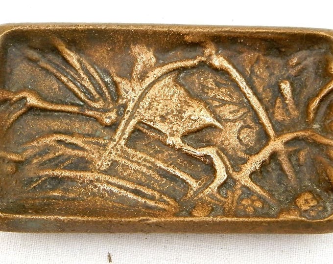 Small Art Nouveau Bronze Ashtray Decorated with a Finch Bird Perched on a Branch, Belle Epoque Vide Poche, Victorian Metal Work, Ring Dish