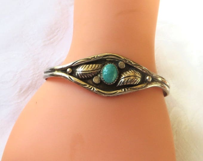 Navajo Cuff Bracelet, Turquoise Center, Etched Sterling Silver Leaves, Vintage Navajo Jewelry, Old Pawn