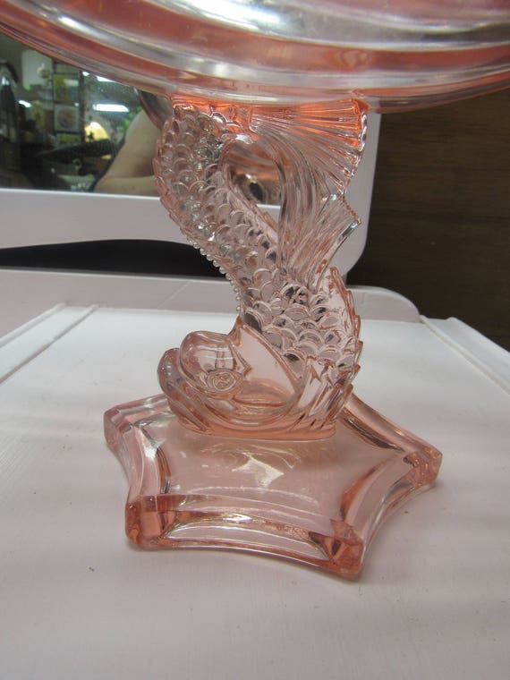 Pink glass compote dish shell shaped bowl and fish base