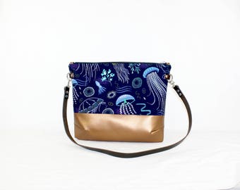 Jellyfish copper Crossdiv bag with leather handles