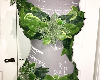 Poison Ivy Costume, poison ivy outfit, poison ivy cosplay.