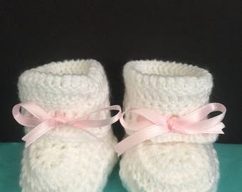 Crochet Baby Booties Set