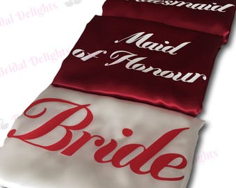 Bridesmaid Robes Set of 5, Robes for Bridesmaids, White and Burgundy Robes with Red and White Print (Font Mademoiselle), Bridal Party Robes