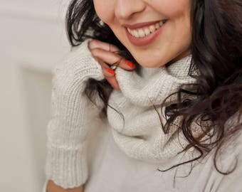 Winter scarf Knit infinity scarf Snood hooded csarf Wool cowl csarf Neck warmer circl csarf Hooded cowl White scarf Knitted csarf Hand knit