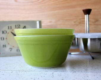 Federal Glass Avocado Green Mixing Bowls *Kitchen*Kitsch*Vintage*