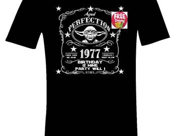 T Shirt 40th Birthday Gift for Man Funny 40th Birthday Present Awesome Since 1977 T-Shirt Age 40 Years old Bday Father Husband 40th Tshirt