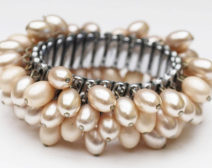 Pearl Expansion Bracelet - cha cha stretch bangle - creamy off white oblong beads