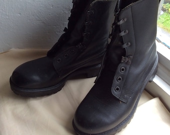 Vintage Black leather work boots size UK 7 EU 40 US 9