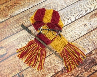 Harry Potter Newborn Photo Prop Set, Gryffindor Scarf, Glasses and Wand
