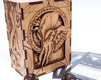 Magic the Gathering Deck Box | Realistic Cthulhu HP Lovecraft tcg Box | Wood MTG Box | Personalized Trading Card Game Box | RPG Dice Box