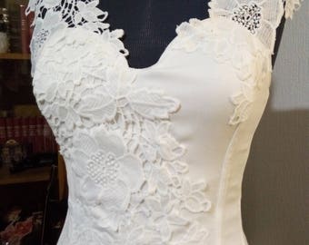 Pretty corset Ecru satin finish polyester crepe