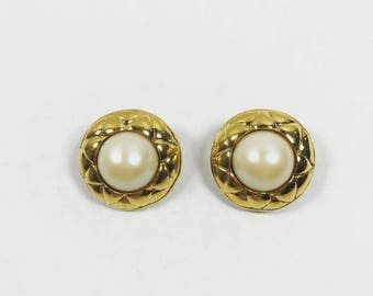 Authentic Chanel earrings. Vintage Chanel earrings. Chanel pearl earrings. Chanel clip on earrings. Gold Chanel earrings. Chanel accessories