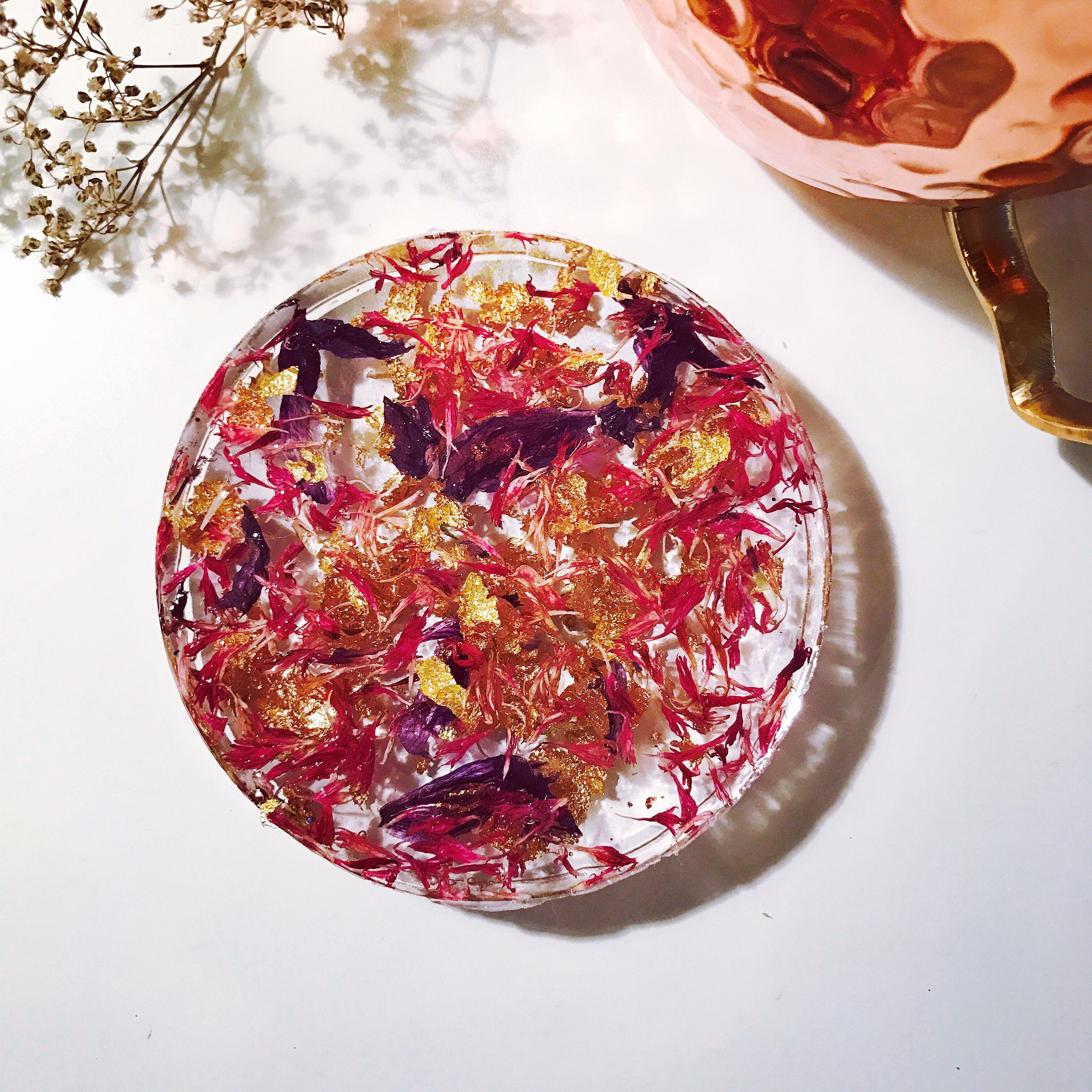 Set of 2 Coasters Resin Floral Dried Flower Gold Coaster