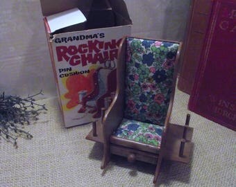 Rocking Chair Pin Cushion - Vintage Pin Cushion, Grandma's Rocking Chair, Pin Cushion, Vintage Sewing, Vintage Sewing Supplies