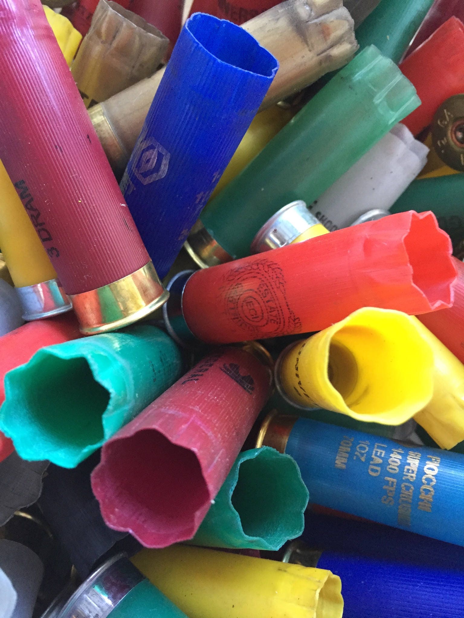 Huge Lot 200 Empty Shotgun Shells Mixed Hulls Spent Casings