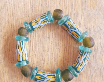 Bracelet EMEKA en perle de verre du Ghana by MamaLua design