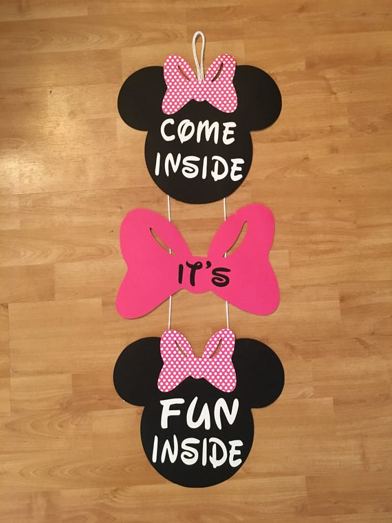 Come inside it's fun inside / Minnie Mouse / Mickey Mouse