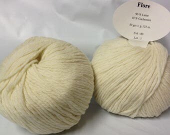 5 balls /ecru/ wool and cashmere made in FRANCE