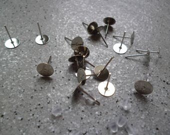 20 media earrings, Stud Earrings in silver plate round 8 mm