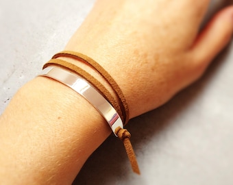 Bracelet "Lou" semi rigid silver and choose red or Tan suede