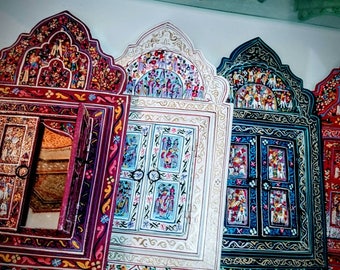Wooden mirror painted with Moroccan motifs