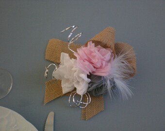 Rosette flowers and feathers