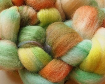 Handdyed Roving Wool Spinning Felting 3.0oz Corriedale Cross Handspinning Felting Fiber Aspenmoonarts E5 Yellow Green