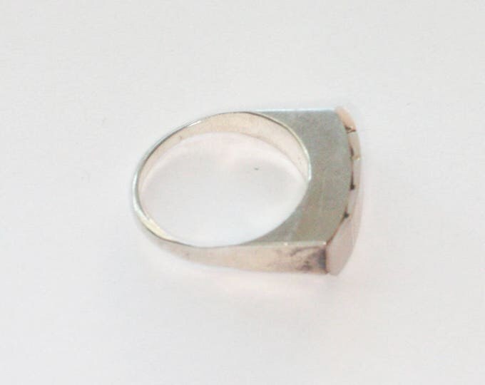 Pink MOP Shell Sterling Modernist Ring Size 7 Vintage