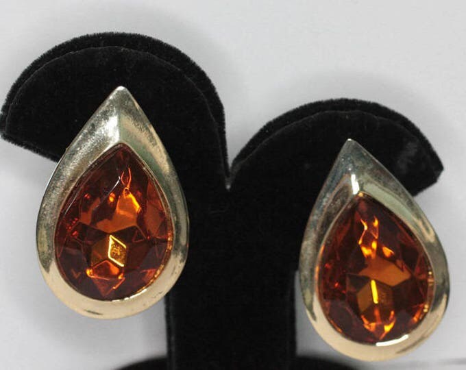 Amber Glass Tear Drop Earrings Gold Tone Bold Clip On Vintage 1980s