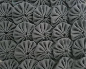 50 Solid Gray 1 inch Miniature Yo Yos Applique Quilt Pieces Scrapbooking Embellishments