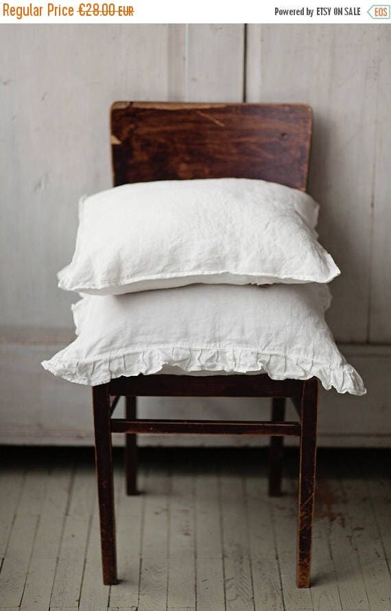 White Linen Pillowcase 50x50cm Pillowcase with ruffles