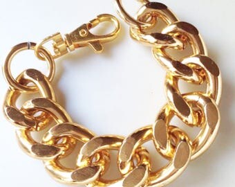 Large Chunky Gold Chain bracelet