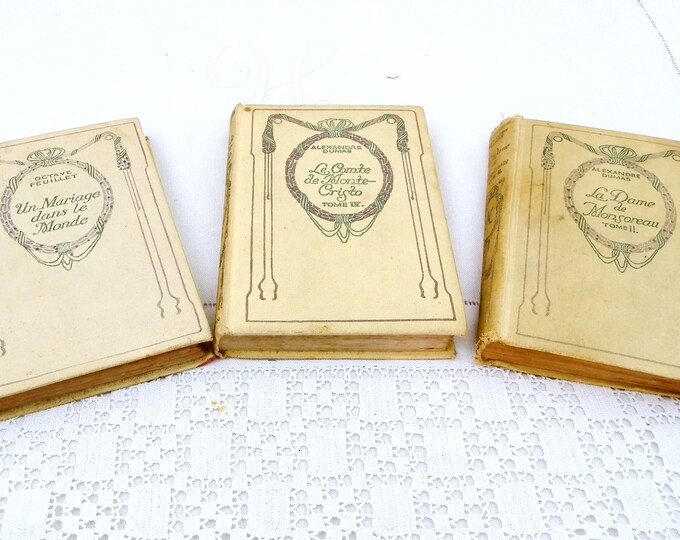 Vintage Bundle of 3 French Off White Shabby Romantic Books Printed in 1930s, Retro Decorators Piece, Brocante Flea Market Decor,