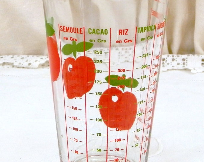 Vintage French Mid Century Henkel Kitchen Measuring Glass Cup with Red Apple Pattern, 1960s 1970s Cooking Graduated Jug from France