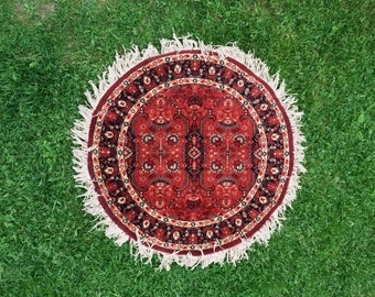 Vintage Persian Style Round Rug. 44" Diameter. Vibrant Bohemian Home Decor