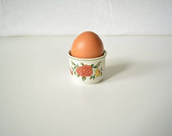 Vintage Villeroy & Boch Eggcup with rose pattern