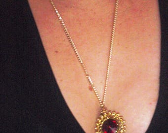rivoli cut ruby rhinestone art deco, renaissanse, victorian, REVIVAL VINTAGE ANTIQUE necklace