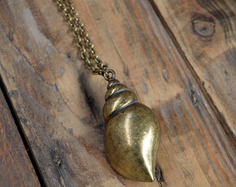 Brass Sea Shell Necklace, Vintage Pendant, Brass Necklace, Boho, Gifts for Her, Beach Chic Necklace, Festival Accessories, Necklace