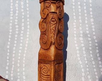 Hand carved wooden Viking statue / head. Made from Oak. Viking wood carving 25cm tall