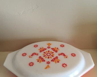 Friendship Pyrex Divided Dish Casserole with Lid / 1 quart