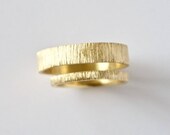 Wedding Ring Set - Two Tree Bark Bands - 18 Carat Gold - Men's Women's - Couples Set - Unisex - His Hers Unique