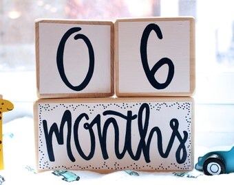 Baby Age Blocks - Baby Milestone Blocks - Baby Photo Props - Monthly Baby Blocks - Baby Accessories - Baby Gift - Nursery Decor