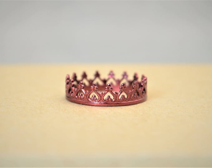 Dainty Maroon Crown Ring, Maroon Princess Crown Ring, Princess Ring, Tiara Ring, Queen Ring, Maroon Ring, Maroon Princess Ring, Maroon