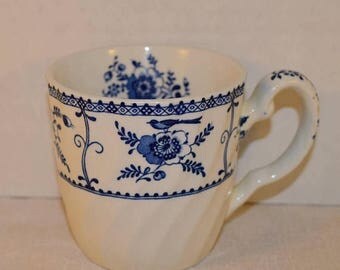 Blue white mug | Etsy