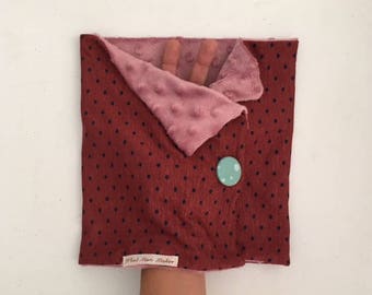 Neck wormer for teens and adult ladies, loop in blu polka dots, fille snood,infinity scarf and cache cou enfant with an handmade botton