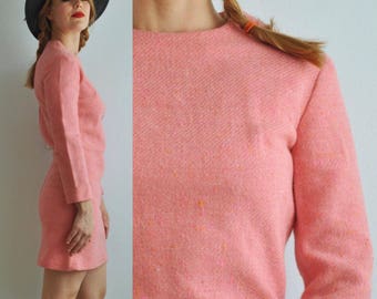 Vintage 70s Mod Pink Wool Mini Shift Dress // Long Sleeve // Lined // Twiggy Mad Men 60s