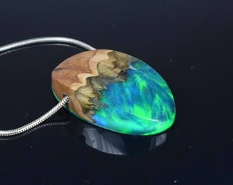 Wood Resin Necklace, Northern lights, Aurora, Valentines day, Synthetic opal, Beach outfit, Resin Pendant, Green Necklace, February birthday