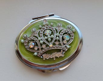 Green Mirror Compact