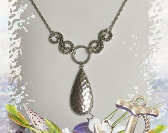 Silver Teardrop Necklace