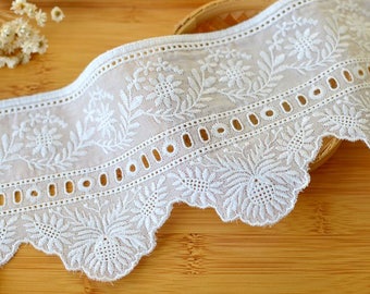 1mx11 cm off white eyelet REF 1340